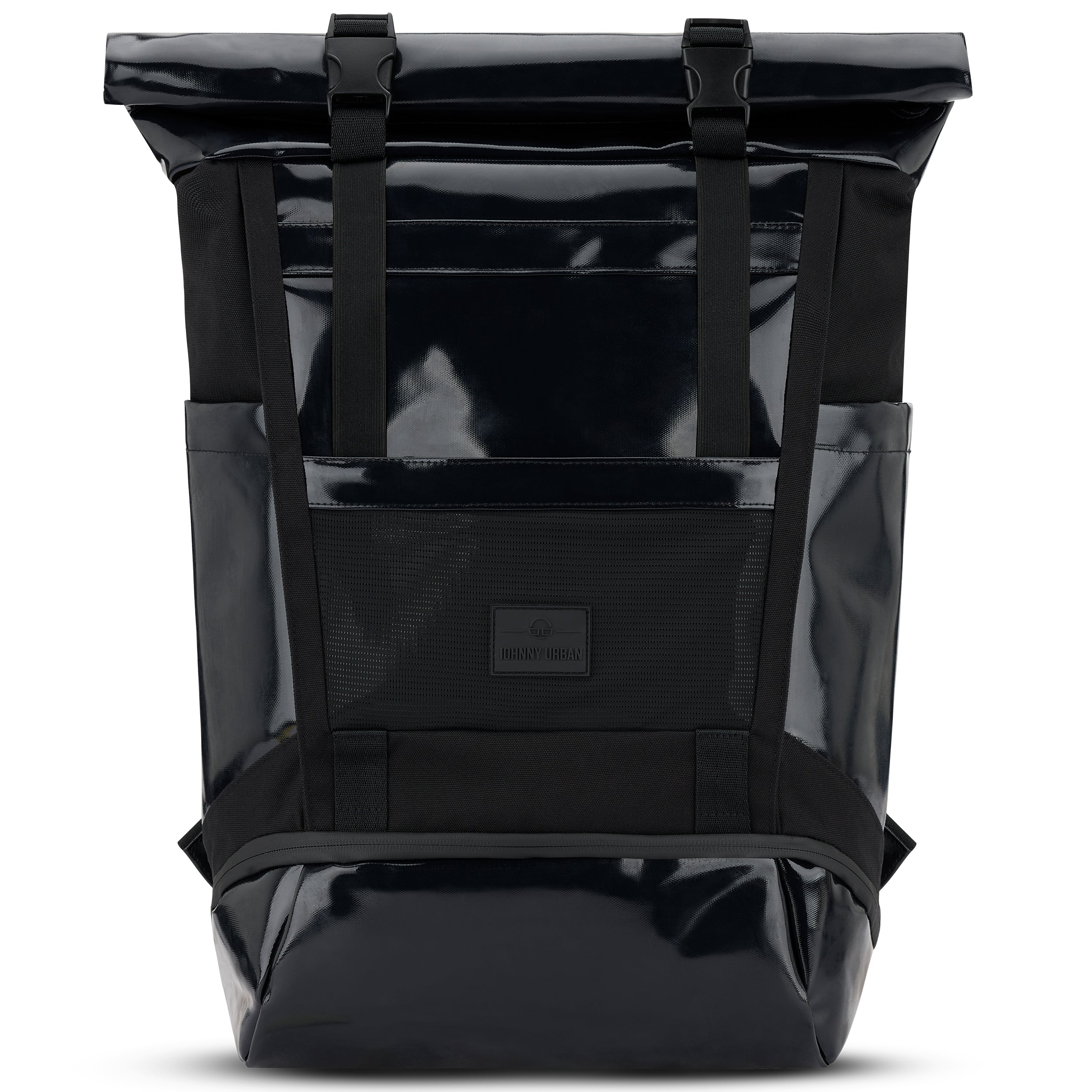 Schwarzer Rolltop-Rucksack 'Ashton' von Johnny Urban mit glänzendem Material und zwei Schnallen zum Verschließen
