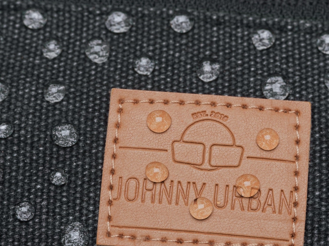 wasserabweisende Bauchtasche Toni - Logo - Johnny Urban