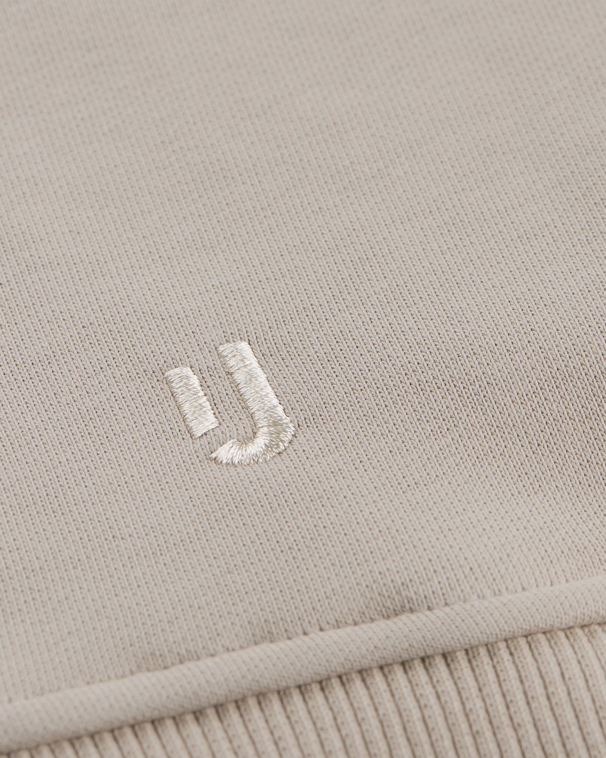 Beiger Oversized- Crewneck 'Carter' mit gesticktem Johnny Urban Logo