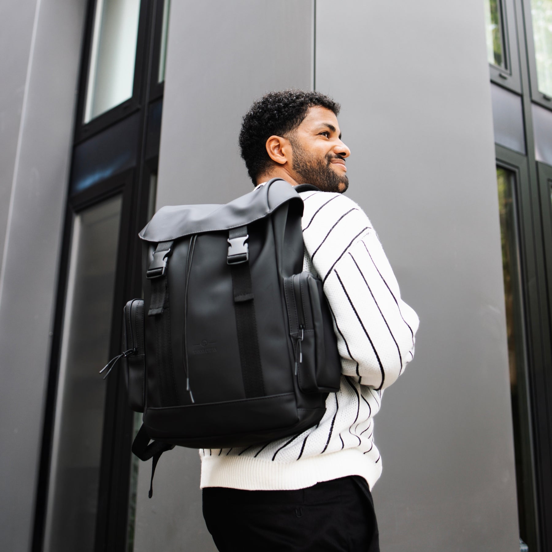 Unser männliches Model präsentiert hier den Johnny Urban Finley. 