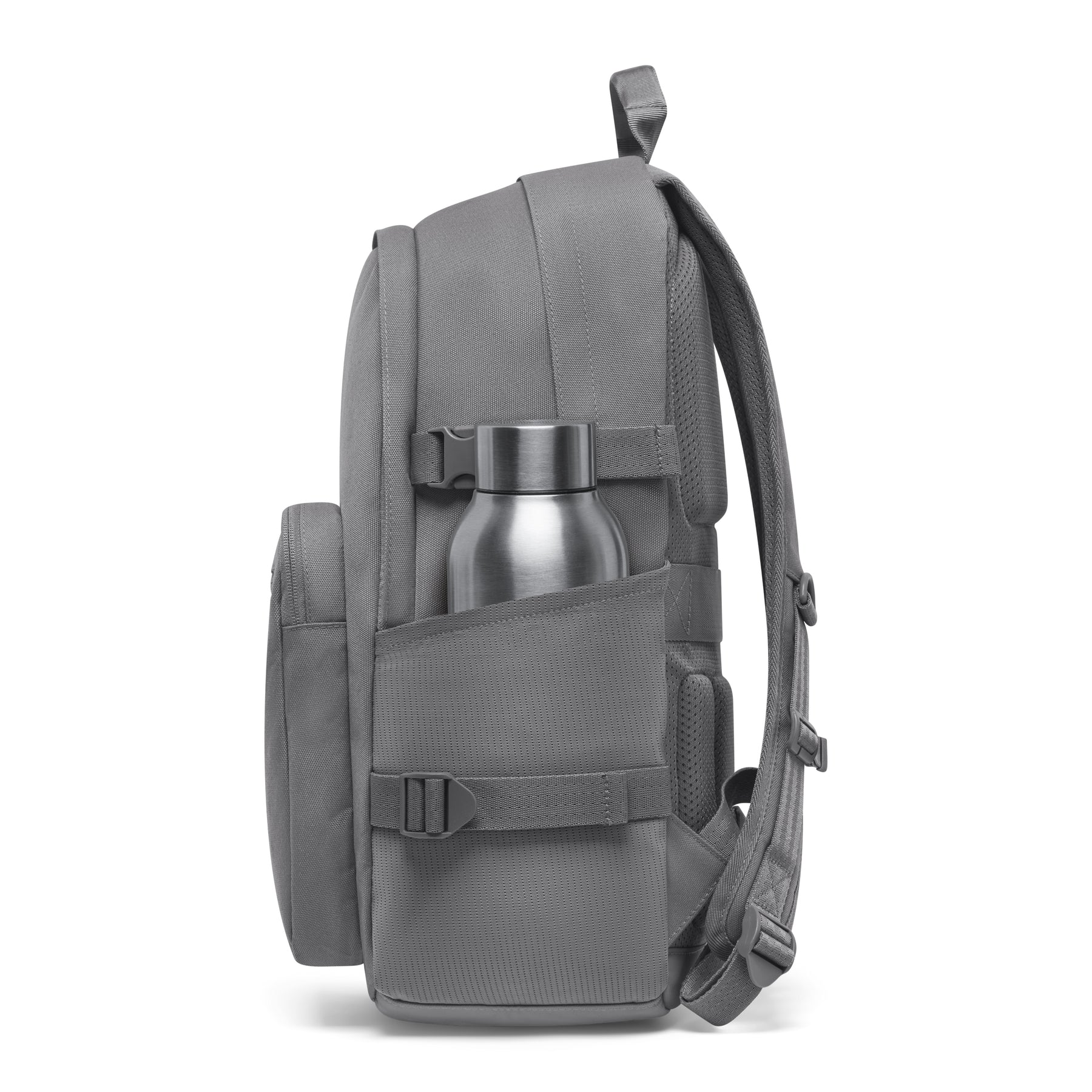 Rucksack Lian in dunkelgrauer Farbe mit seitlichen Taschen und verstellbaren Schulterriemen