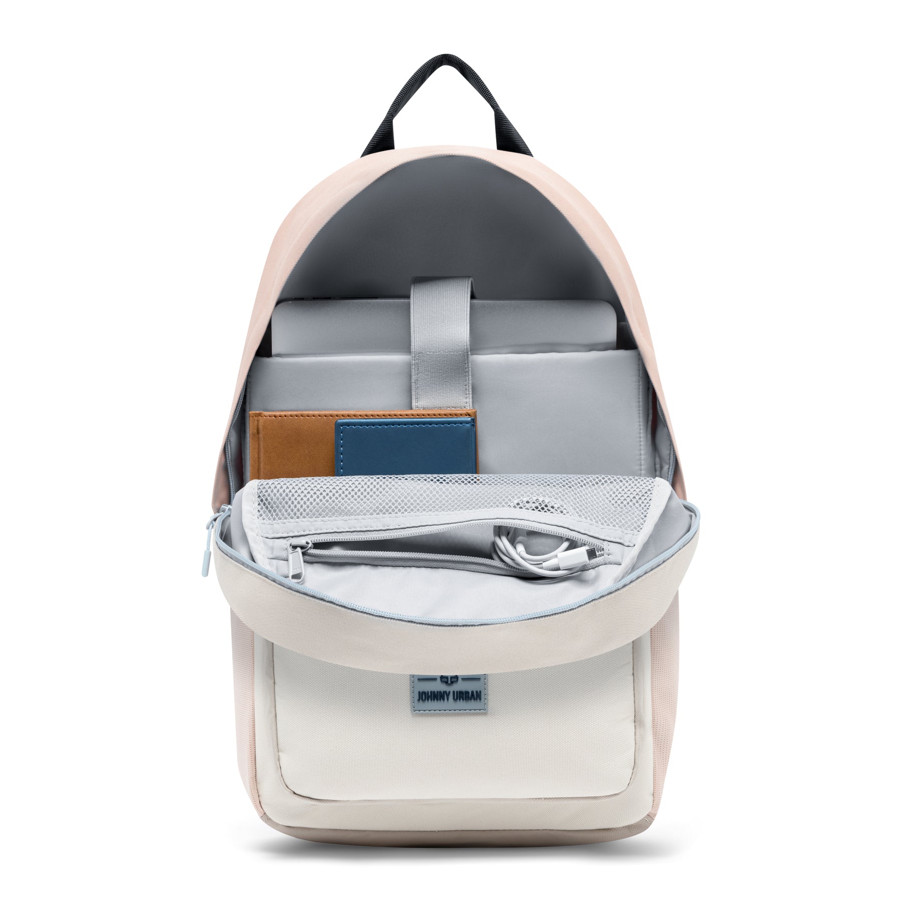 Johnny Urban Rucksack 'Mo' in Sand-Rose mit geöffnetem Hauptfach und Organizerfächern