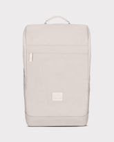 Beiger Business-Rucksack 'Jasper' von Johnny Urban in rechteckiger Form mit Tragegriff oben