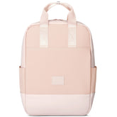 Rucksack Jona Medium von Johnny Urban, rosa, rechteckige Form, zwei Tragegriffe oben, seitliche Taschen